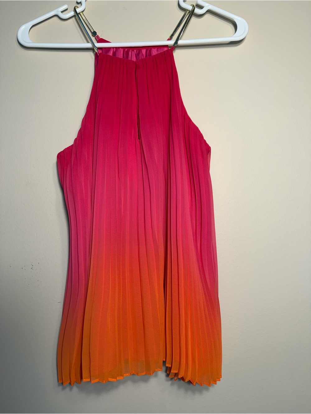 Trina Turk Nayarit pleated Chiffon Top - Picture 5 of 7